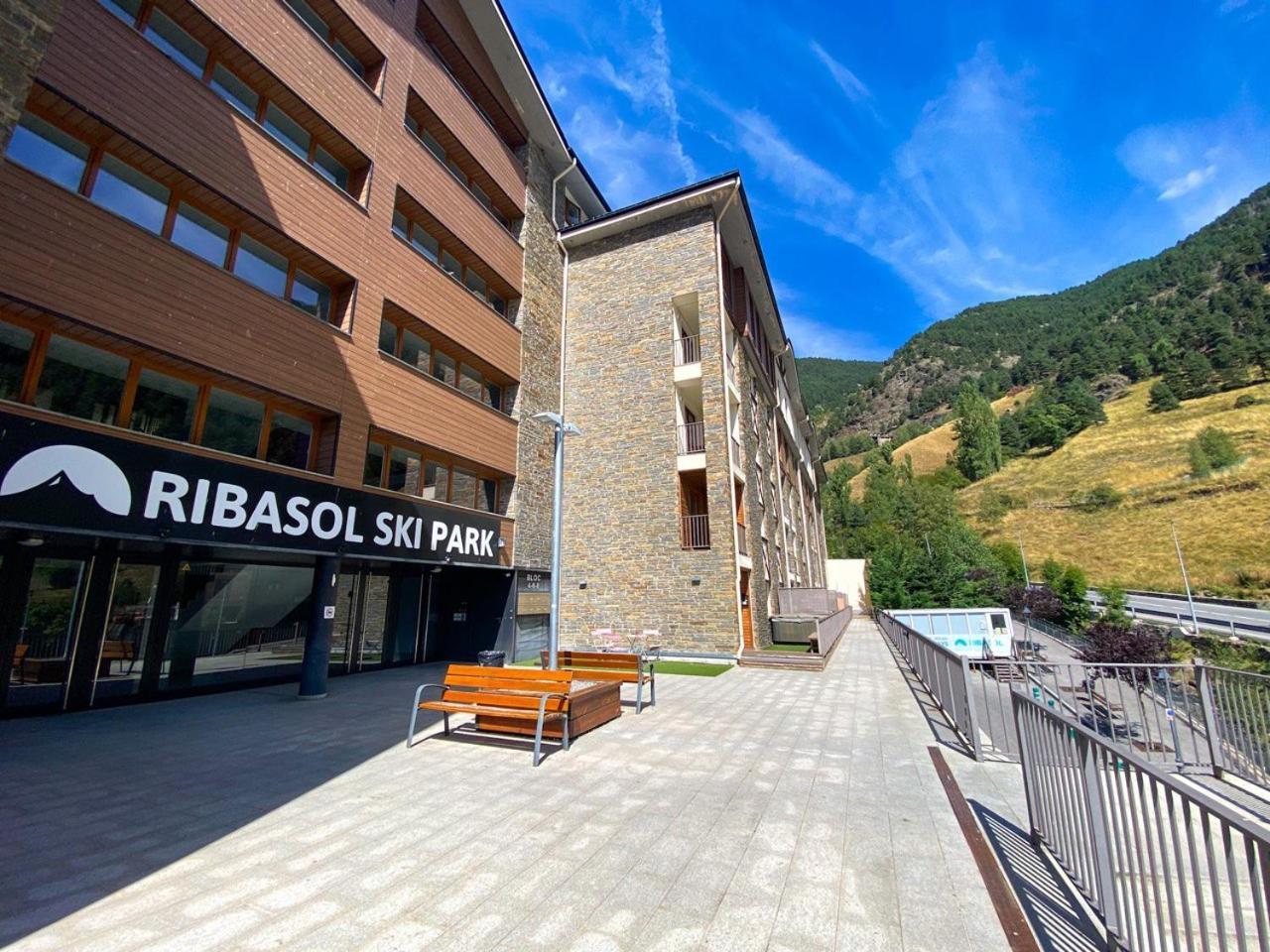 Terraza Con Increibles Vistas Para 6 Adultos Y 2 Extra Nino - 3 Habitaciones - 2 Banos - Arinsal - Free Parking L By Bonesvacances Екстериор снимка